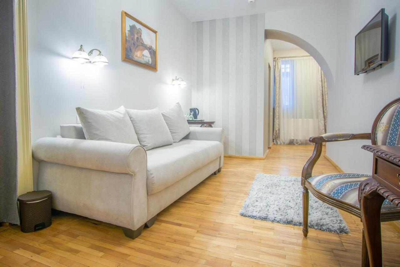 Guest house Safrano Palace 3*