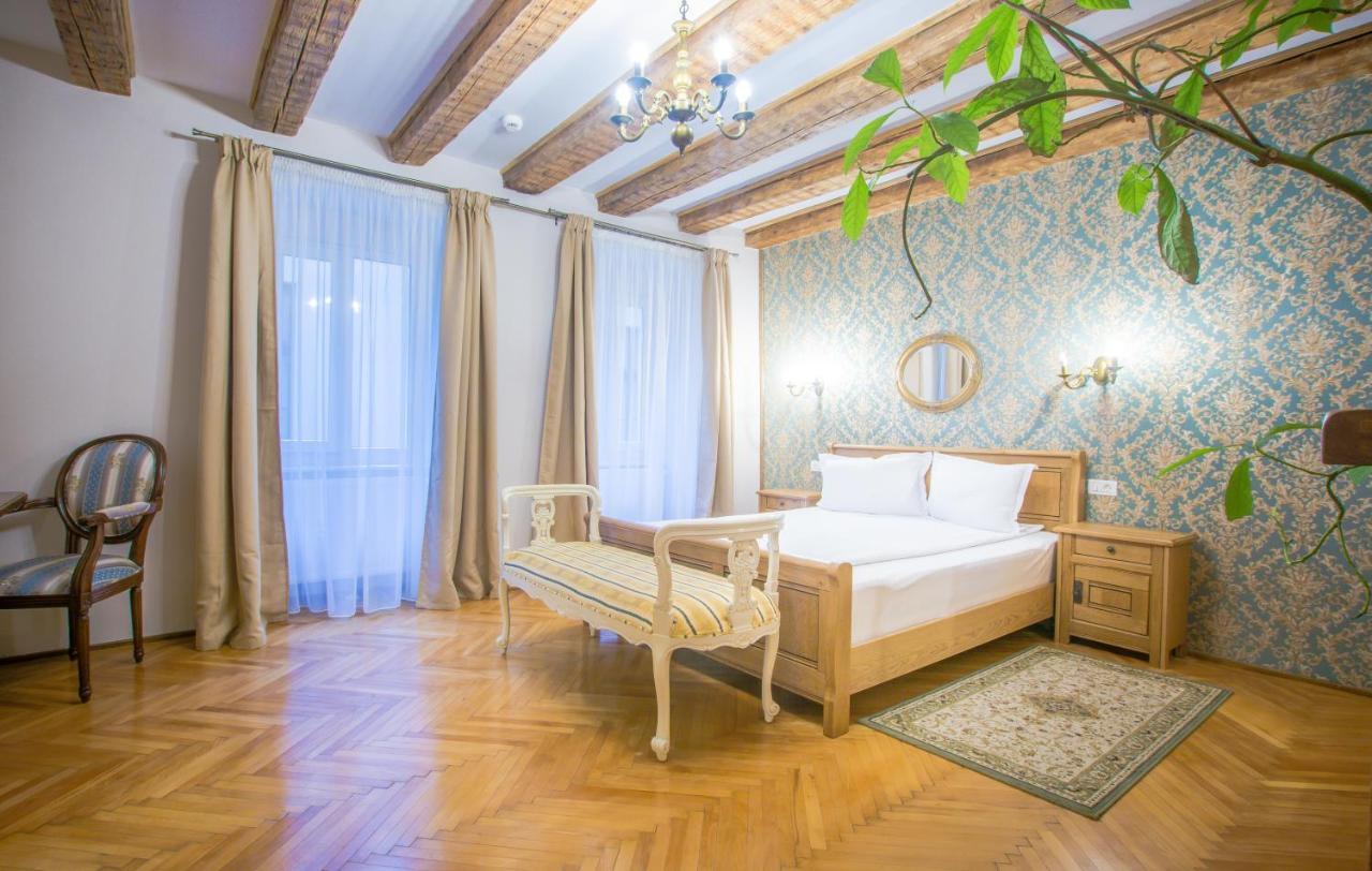 Guest house Safrano Palace