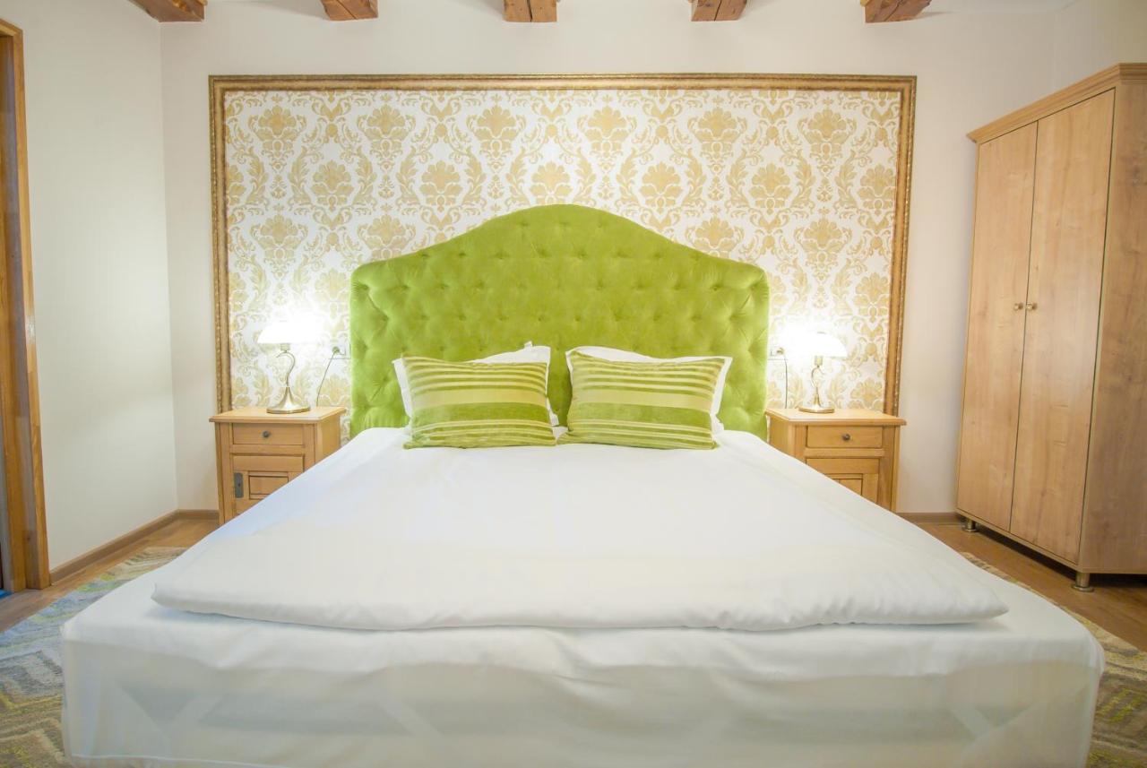 Guest house Safrano Palace