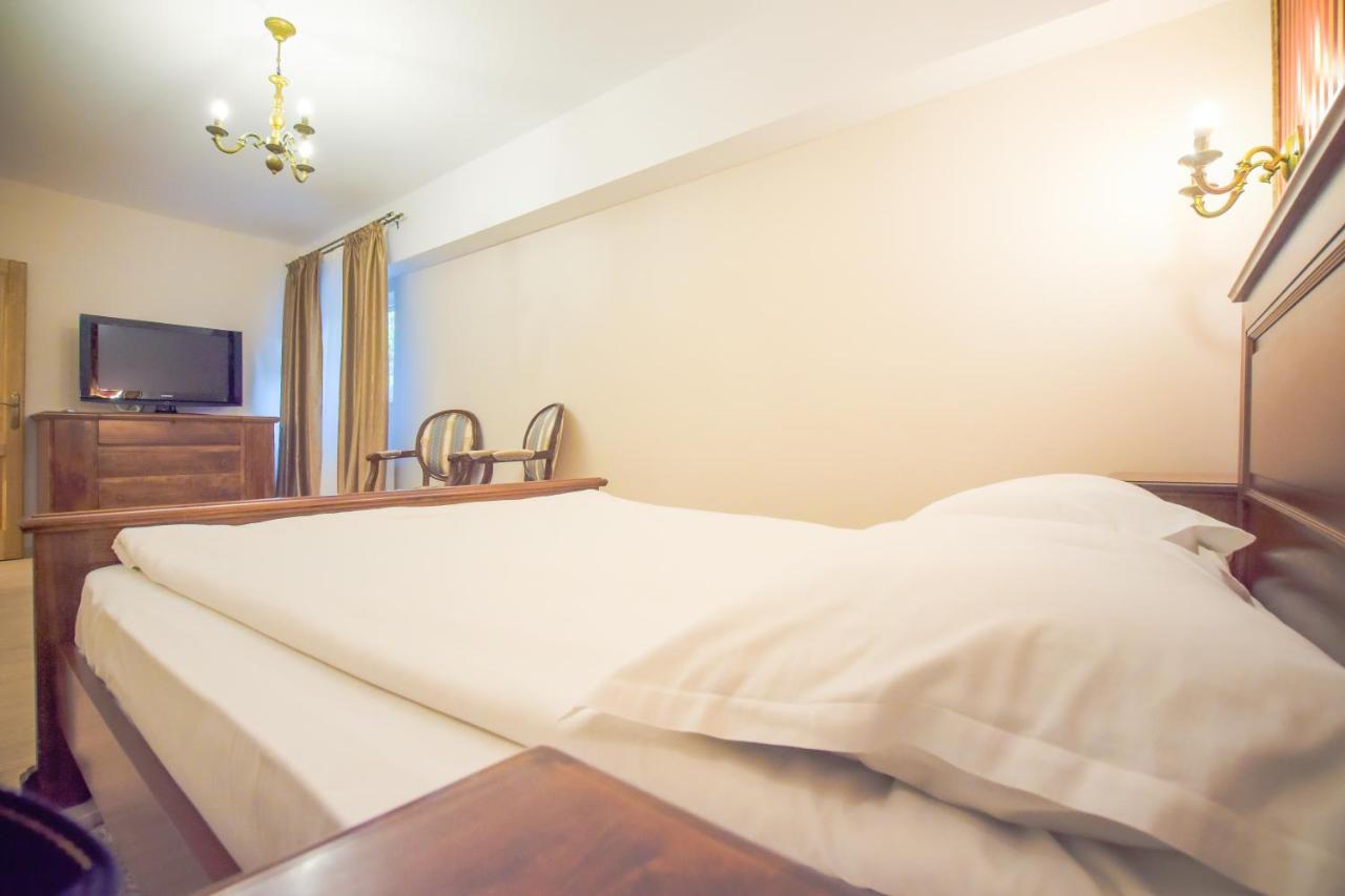 Safrano Palace 3* Braşov